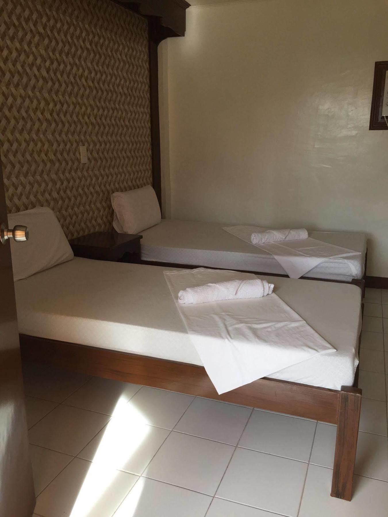 Bayview Inn Ormoc Ngoại thất bức ảnh